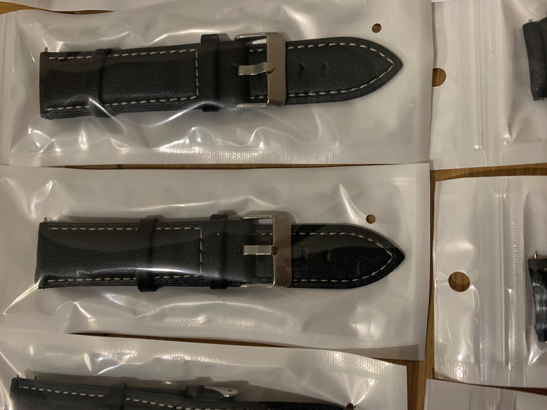 Stylish Black leather strap from Smart Watch South Africa